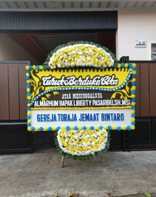 Papan Bunga Duka di Pabelan