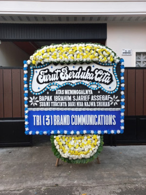Papan Bunga Duka di Pabelan